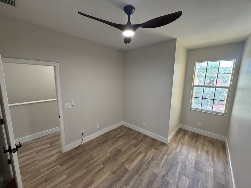 Active With Contract: $2,300 (3 beds, 2 baths, 1338 Square Feet)