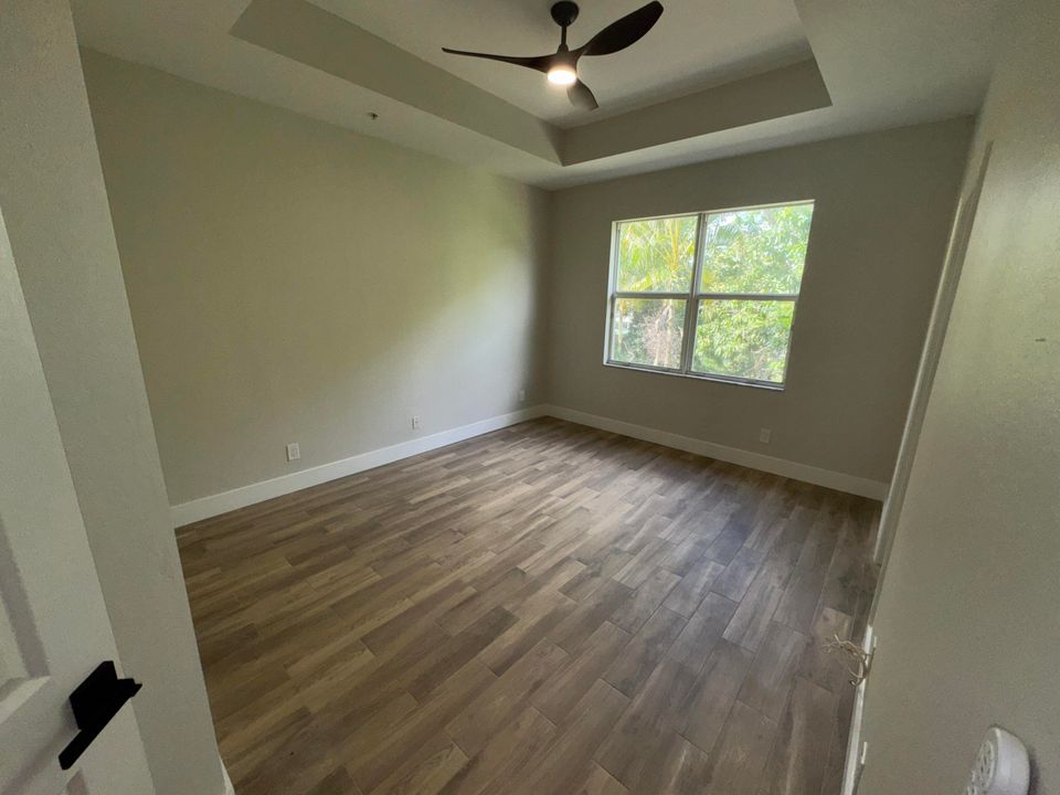 Active With Contract: $2,300 (3 beds, 2 baths, 1338 Square Feet)