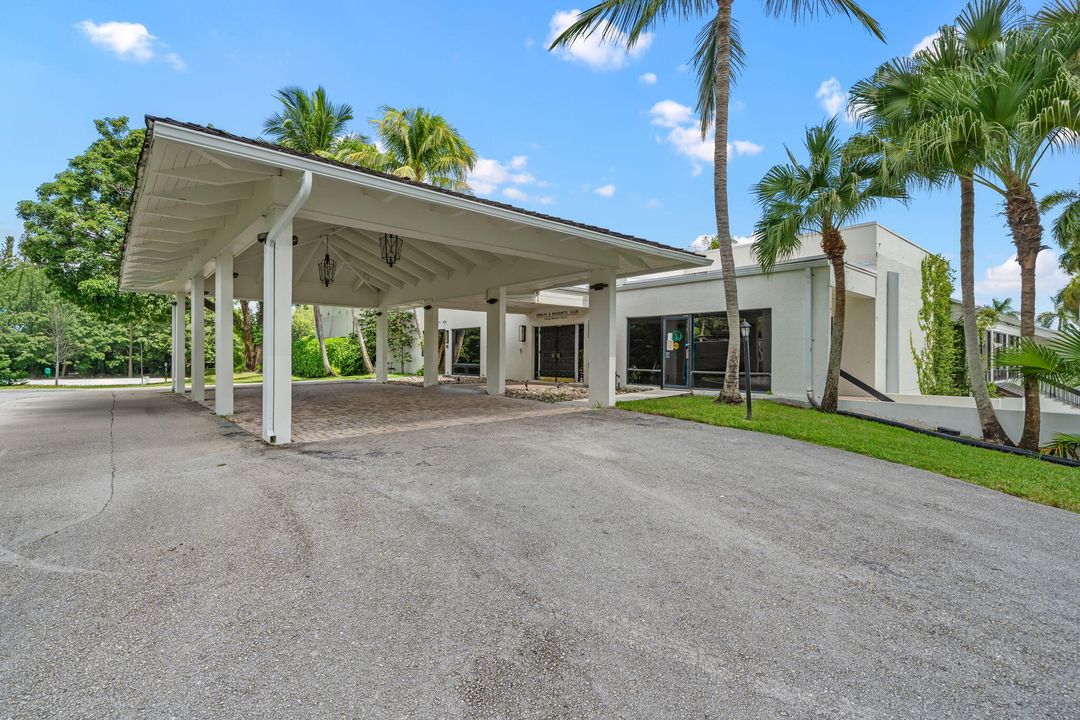 For Rent: $15,000 (3 beds, 2 baths, 2177 Square Feet)