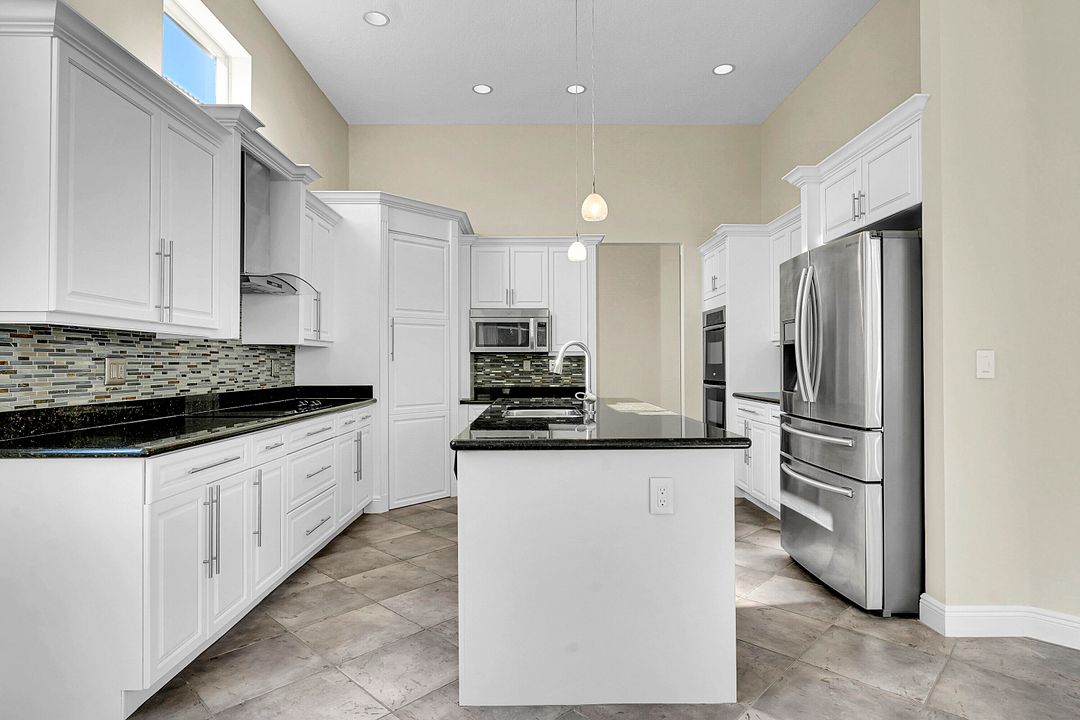 For Sale: $629,000 (4 beds, 3 baths, 3204 Square Feet)