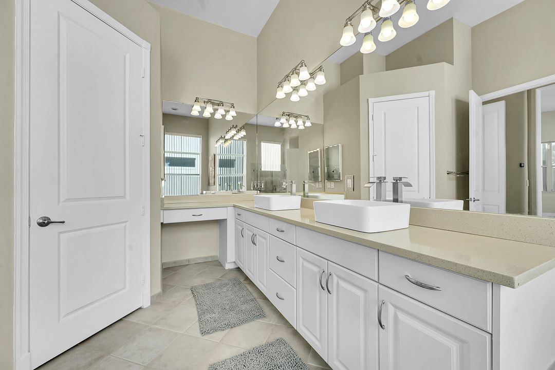 For Sale: $629,000 (4 beds, 3 baths, 3204 Square Feet)