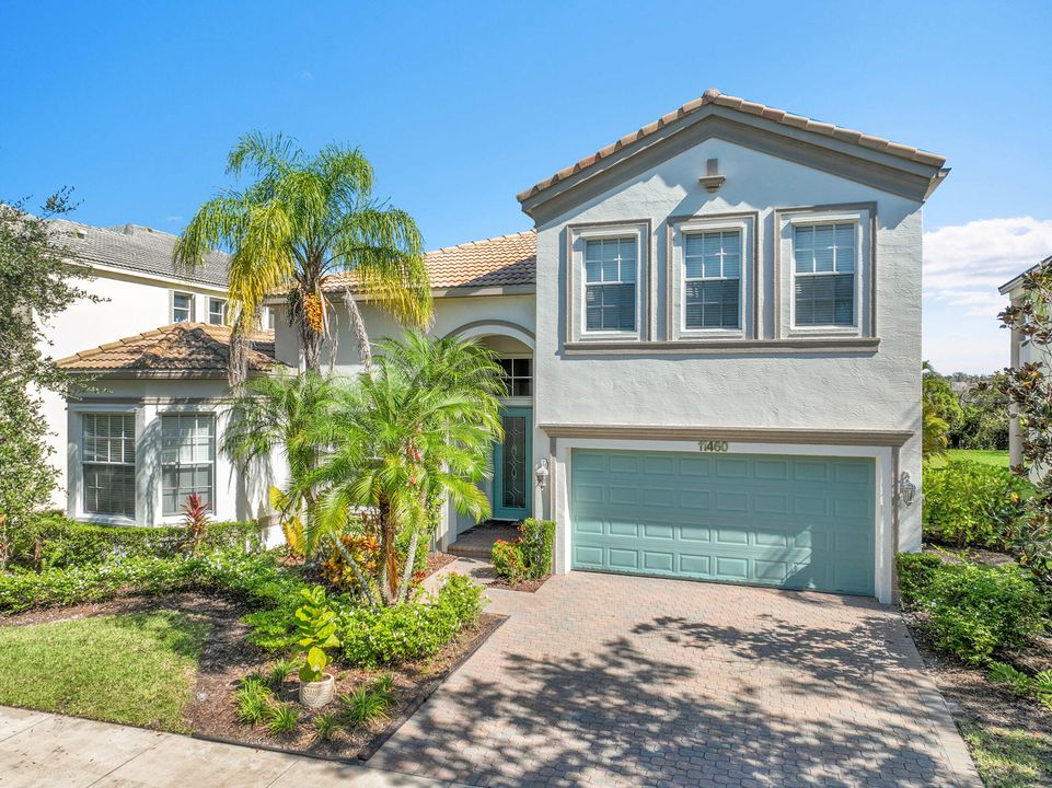 For Sale: $629,000 (4 beds, 3 baths, 3204 Square Feet)