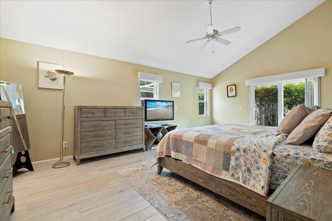 На продажу: $465,000 (3 спален, 2 ванн, 2130 Квадратных фут)