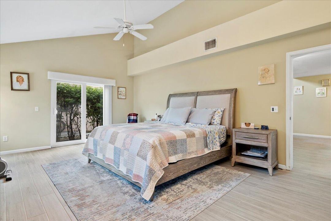 На продажу: $465,000 (3 спален, 2 ванн, 2130 Квадратных фут)