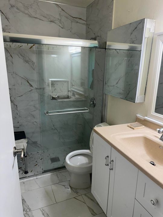 For Rent: $2,300 (3 beds, 2 baths, 1266 Square Feet)