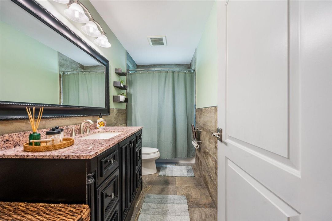 For Rent: $9,500 (3 beds, 2 baths, 1882 Square Feet)