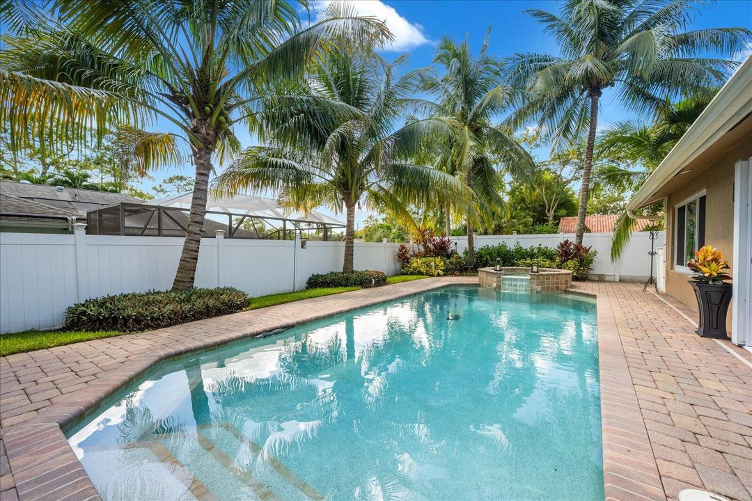 For Rent: $9,500 (3 beds, 2 baths, 1882 Square Feet)