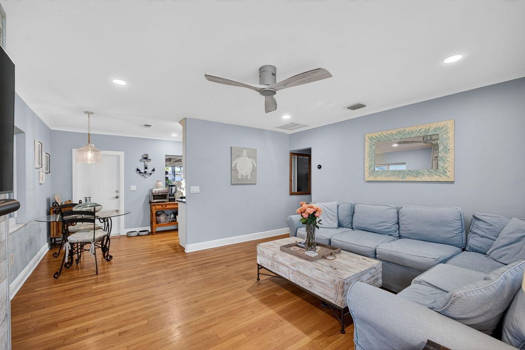 Activo con contrato: $389,000 (2 camas, 1 baños, 768 Pies cuadrados)