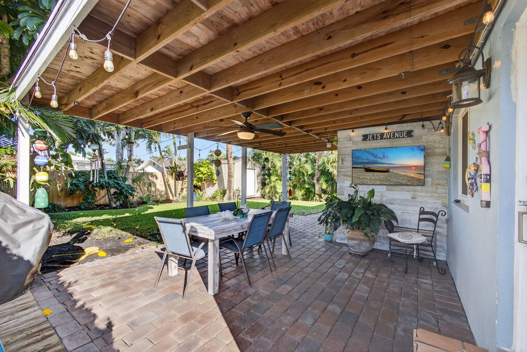 Activo con contrato: $389,000 (2 camas, 1 baños, 768 Pies cuadrados)