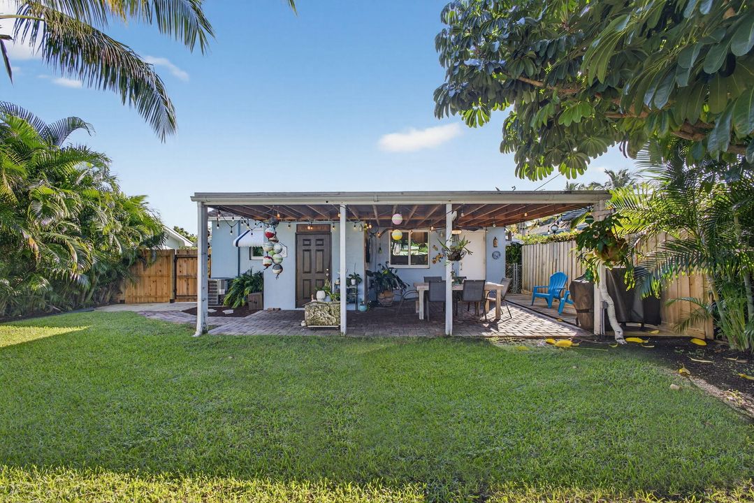 Activo con contrato: $389,000 (2 camas, 1 baños, 768 Pies cuadrados)