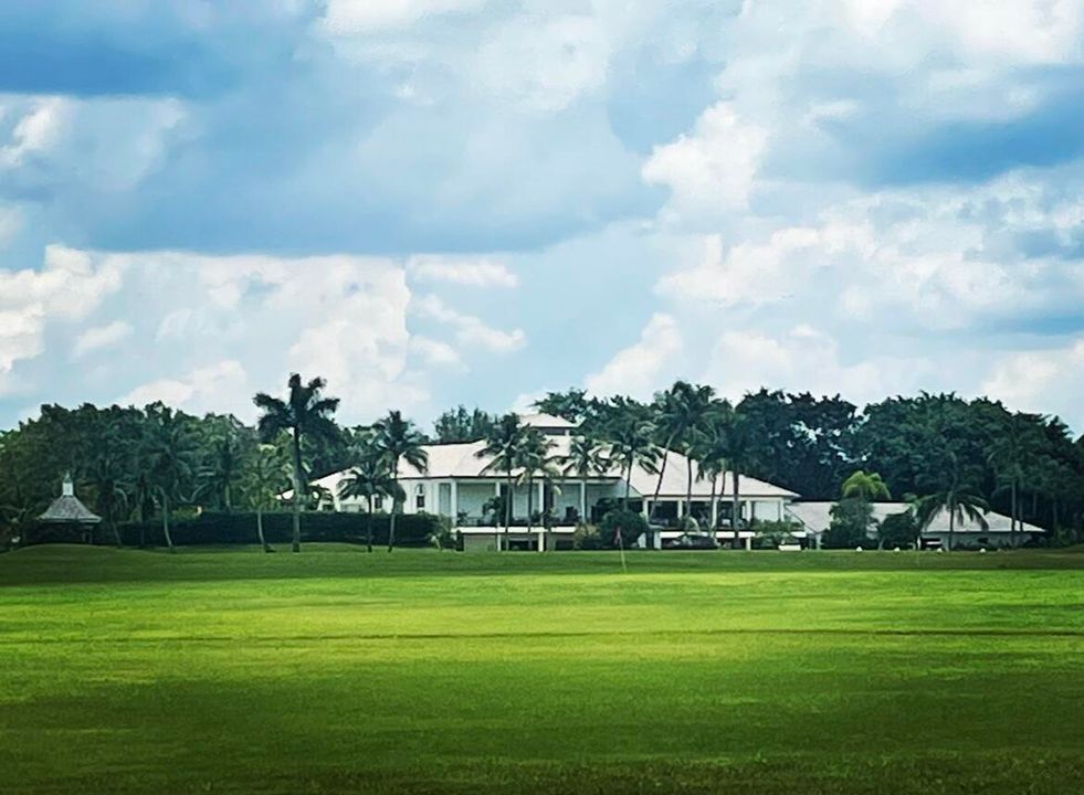 For Sale: $2,495,000 (3 beds, 3 baths, 2089 Square Feet)