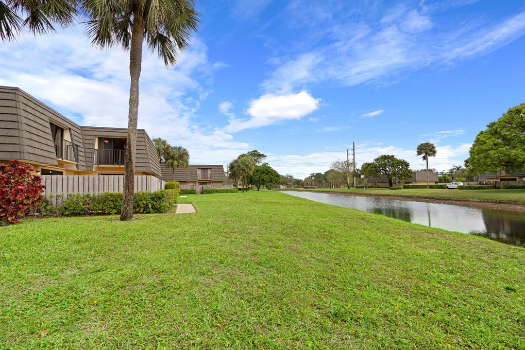 Recently Rented: $2,500 (2 beds, 2 baths, 1236 Square Feet)