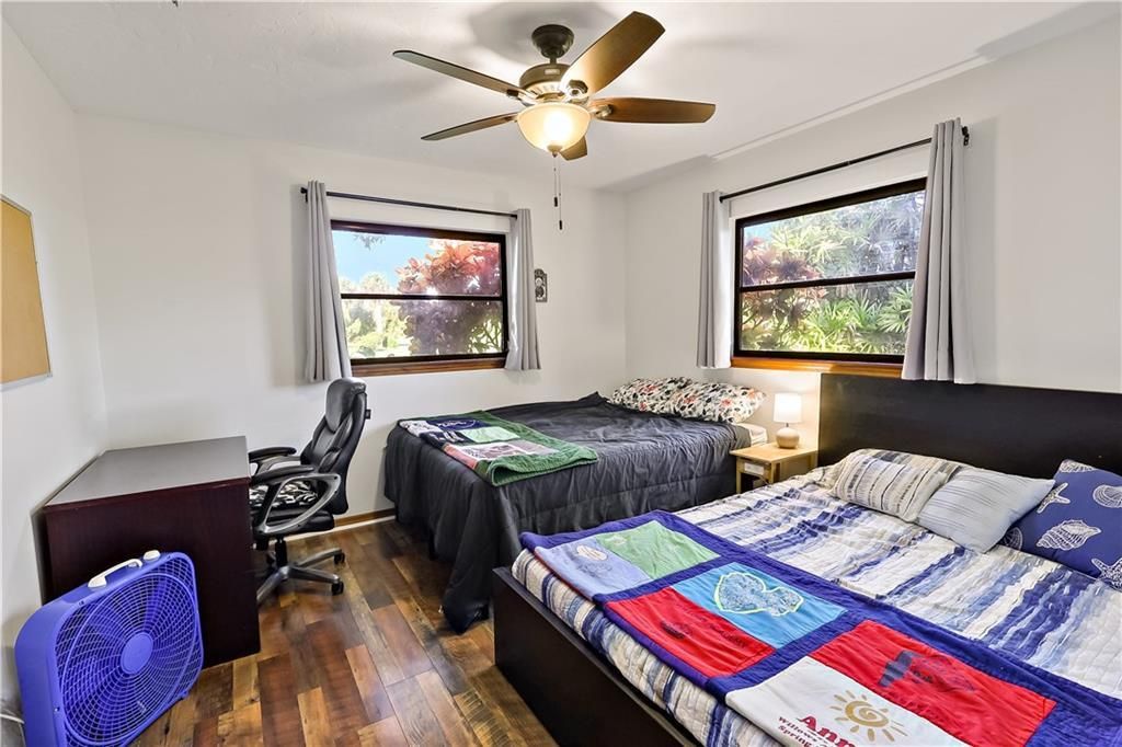 For Sale: $425,000 (3 beds, 2 baths, 1950 Square Feet)