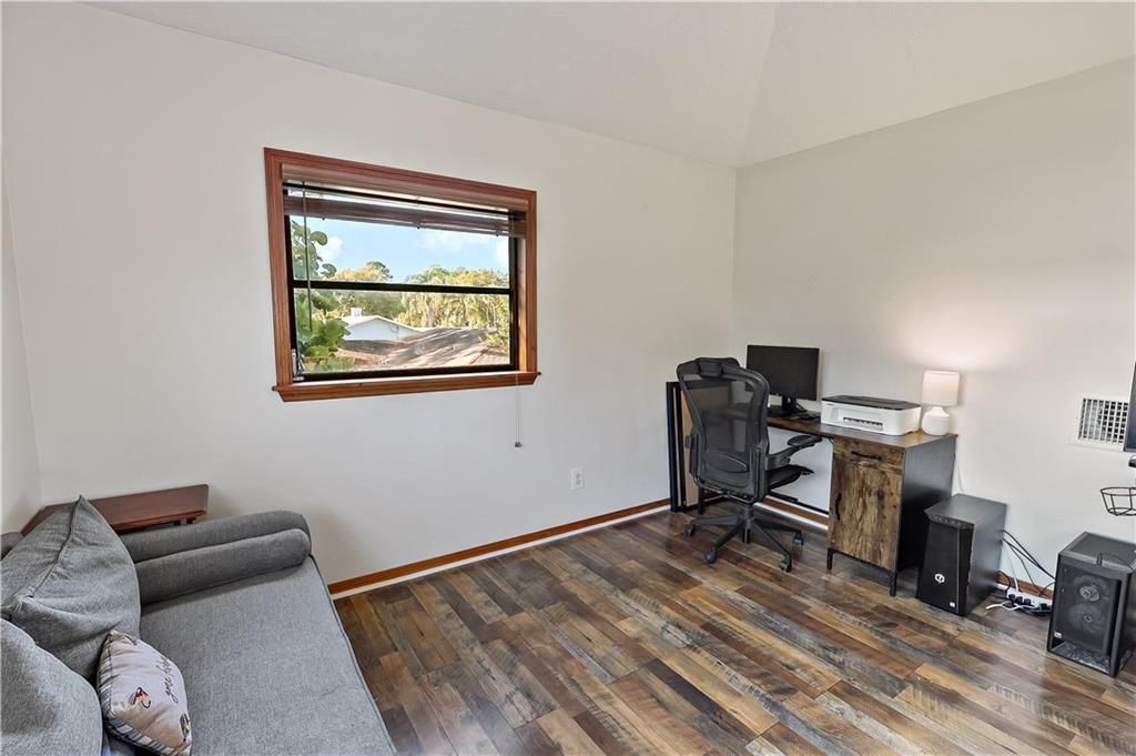 For Sale: $425,000 (3 beds, 2 baths, 1950 Square Feet)