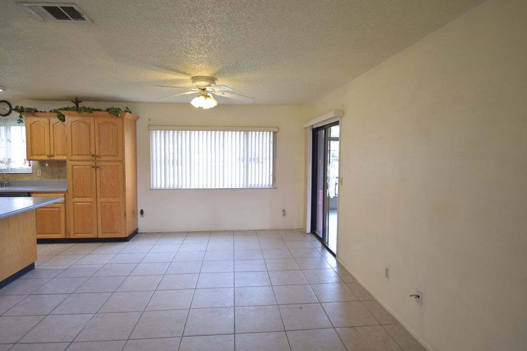 For Rent: $2,200 (3 beds, 2 baths, 1260 Square Feet)