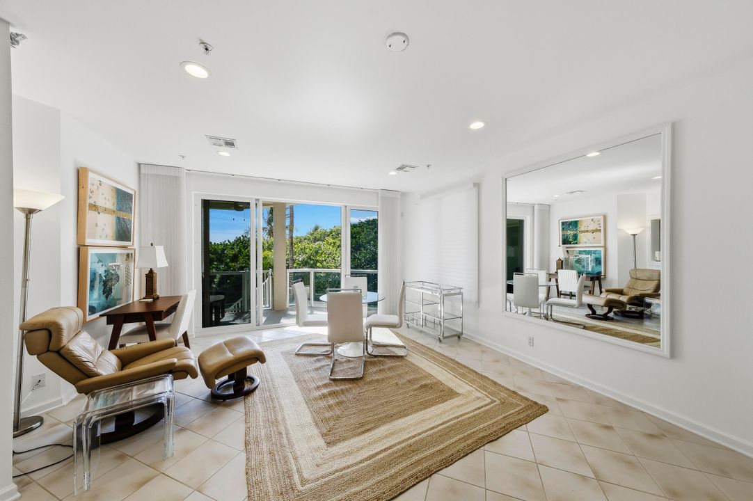 В аренду: $12,000 (3 спален, 3 ванн, 2536 Квадратных фут)