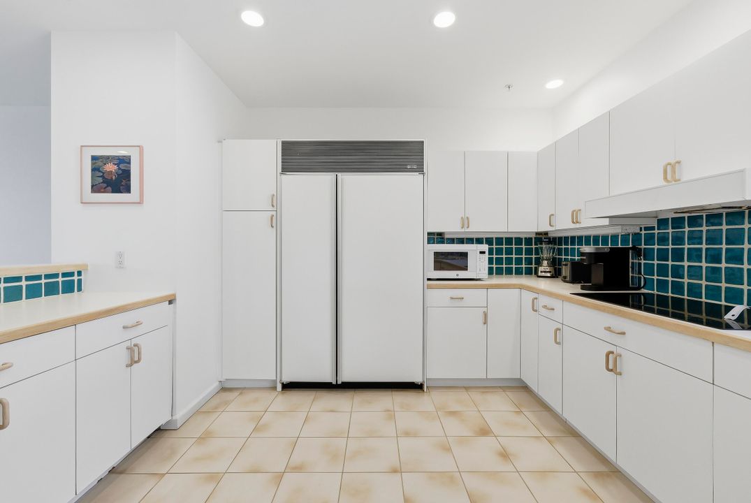 В аренду: $12,000 (3 спален, 3 ванн, 2536 Квадратных фут)