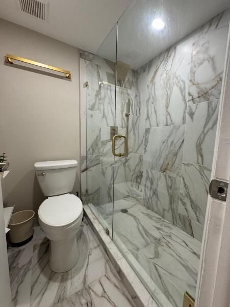 Active With Contract: $1,450 (1 beds, 1 baths, 800 Square Feet)