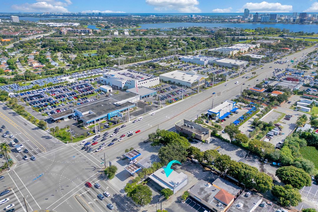 For Sale: $998,000 (0 beds, 0 baths, 2512 Square Feet)