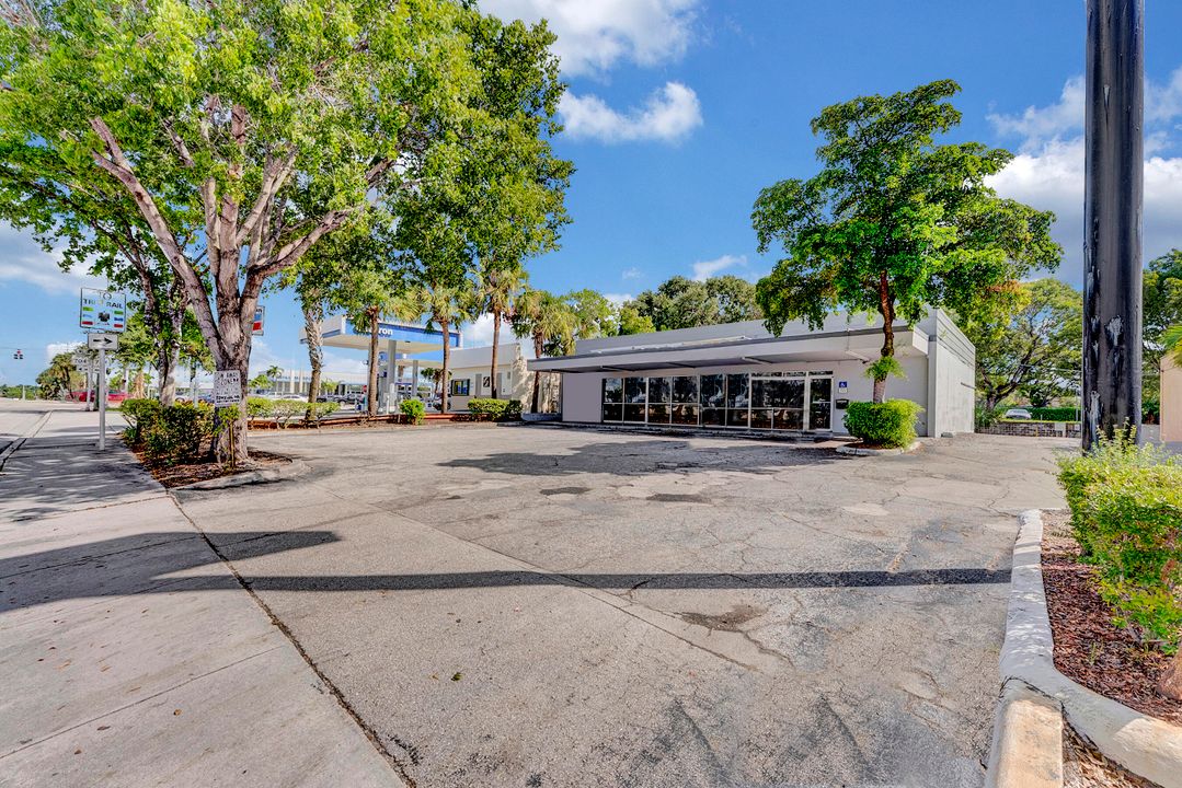 For Sale: $998,000 (0 beds, 0 baths, 2512 Square Feet)