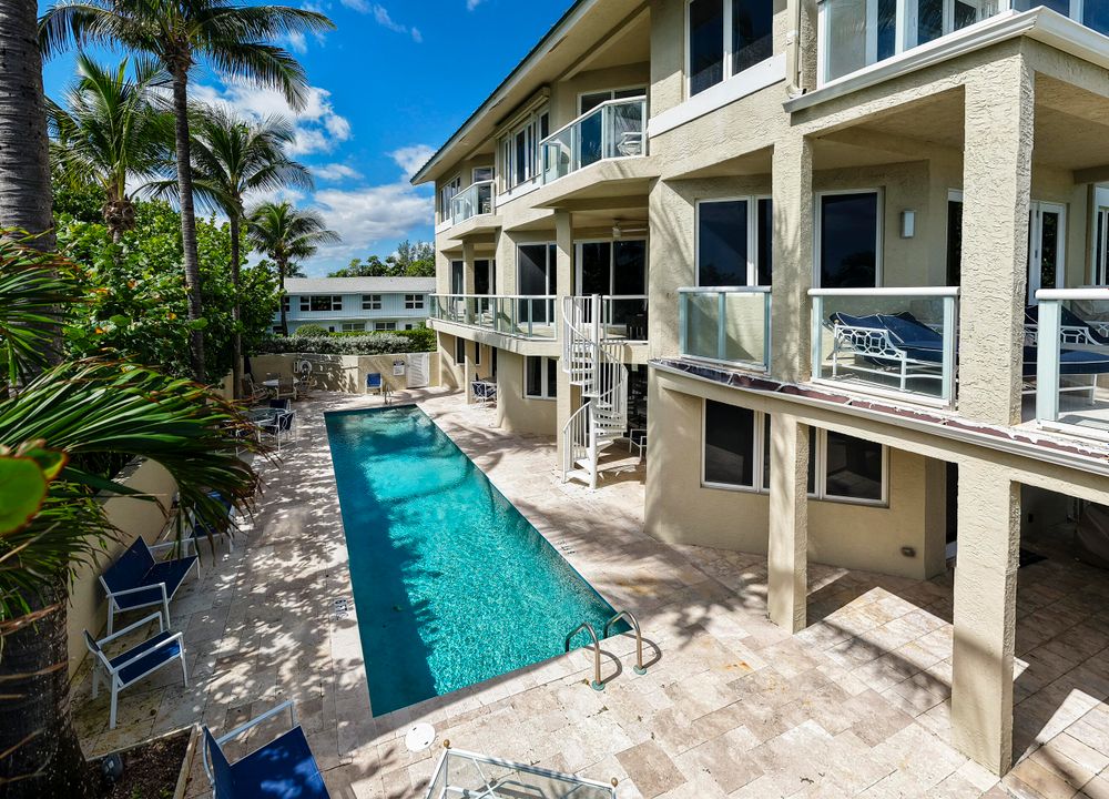 В аренду: $12,000 (3 спален, 3 ванн, 2536 Квадратных фут)