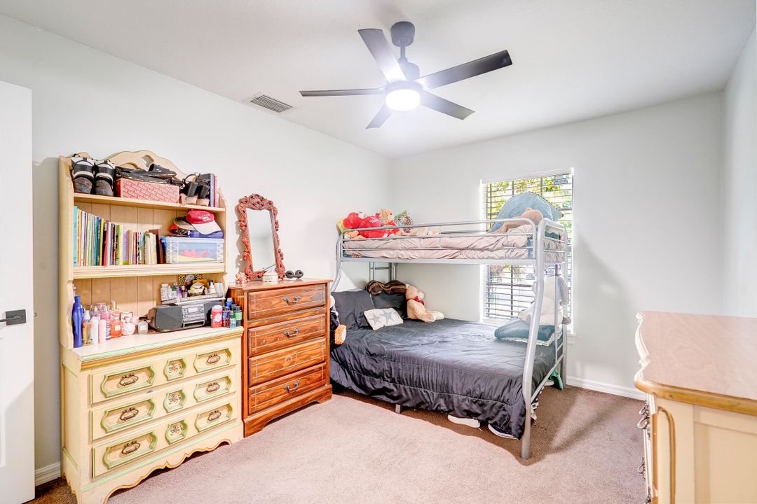 Active With Contract: $298,000 (3 beds, 2 baths, 1130 Square Feet)