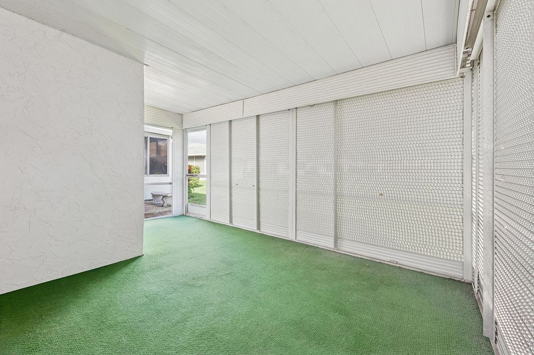 Под контрактом: $2,000 (2 спален, 2 ванн, 1148 Квадратных фут)