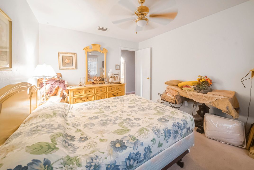 Active With Contract: $340,000 (3 beds, 2 baths, 1842 Square Feet)
