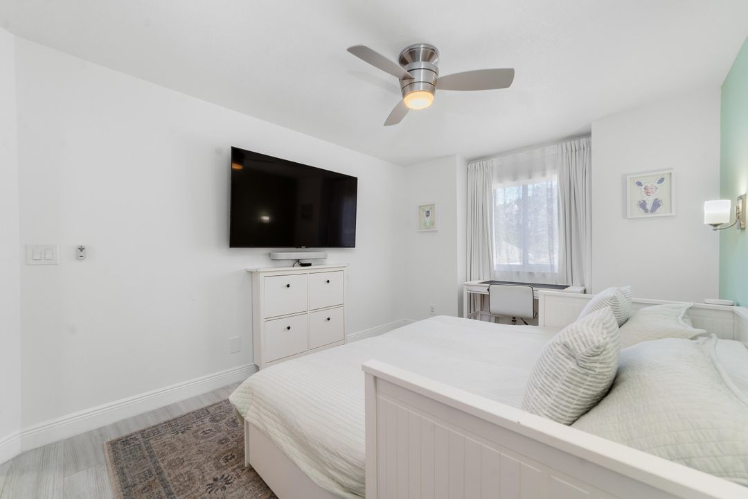 合同活跃: $699,000 (3 贝兹, 2 浴室, 1637 平方英尺)