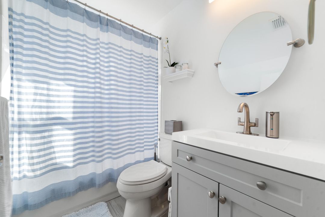 合同活跃: $699,000 (3 贝兹, 2 浴室, 1637 平方英尺)