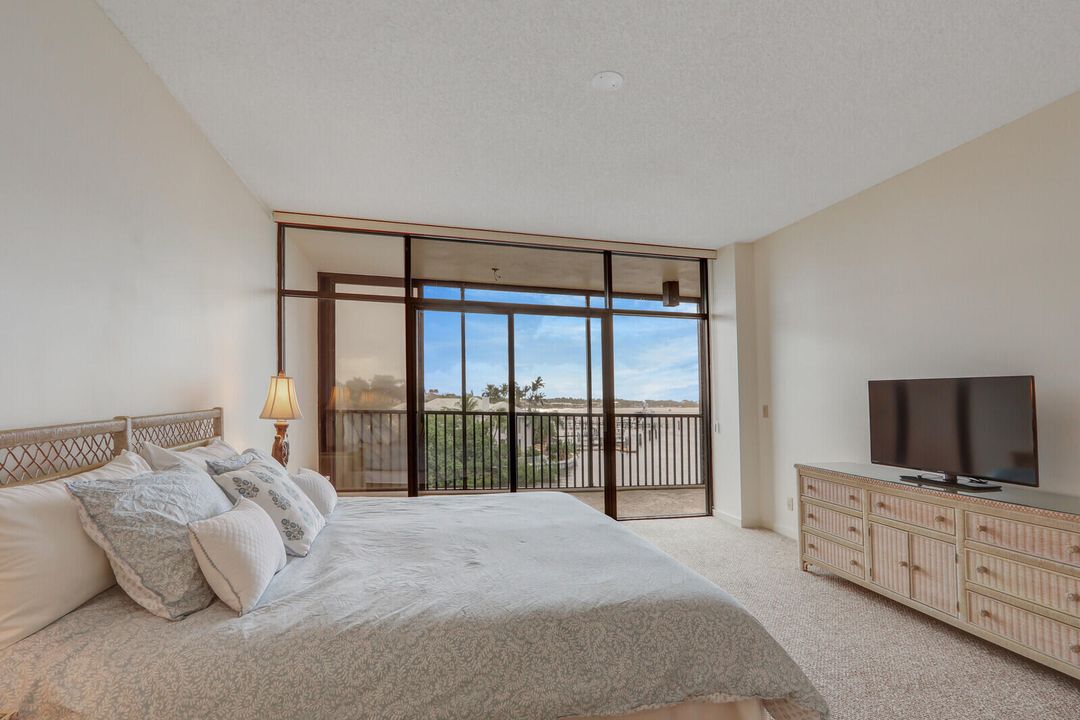 For Rent: $3,650 (2 beds, 2 baths, 1535 Square Feet)