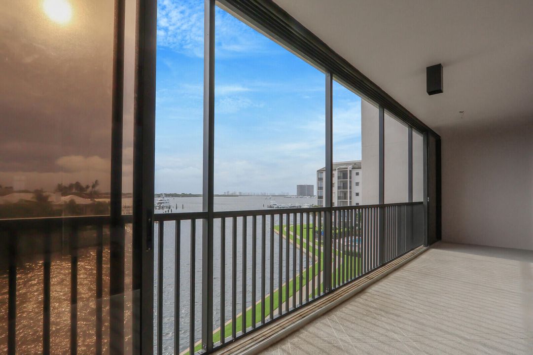 For Rent: $3,650 (2 beds, 2 baths, 1535 Square Feet)