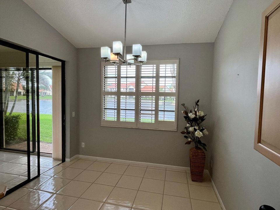 For Rent: $2,900 (3 beds, 2 baths, 1628 Square Feet)