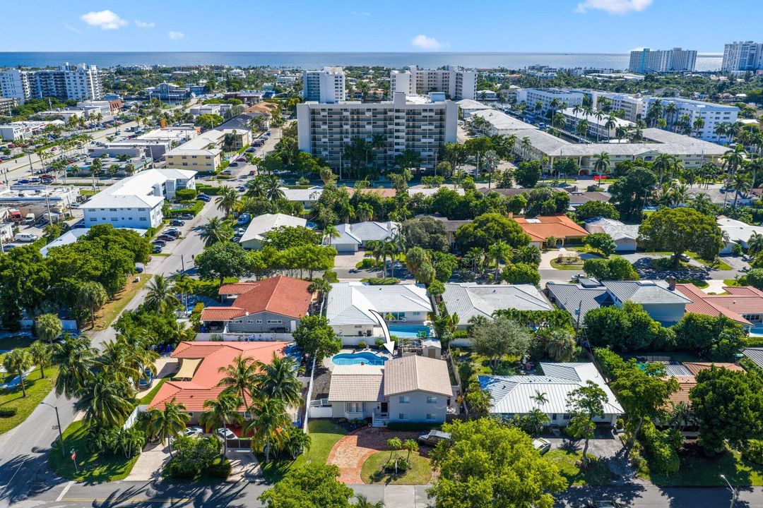 For Sale: $1,100,000 (4 beds, 3 baths, 2240 Square Feet)