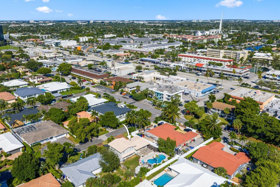 For Sale: $1,100,000 (4 beds, 3 baths, 2240 Square Feet)