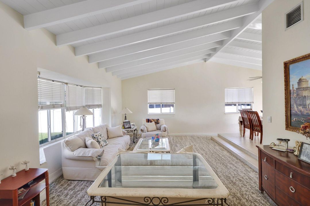 For Sale: $1,100,000 (4 beds, 3 baths, 2240 Square Feet)