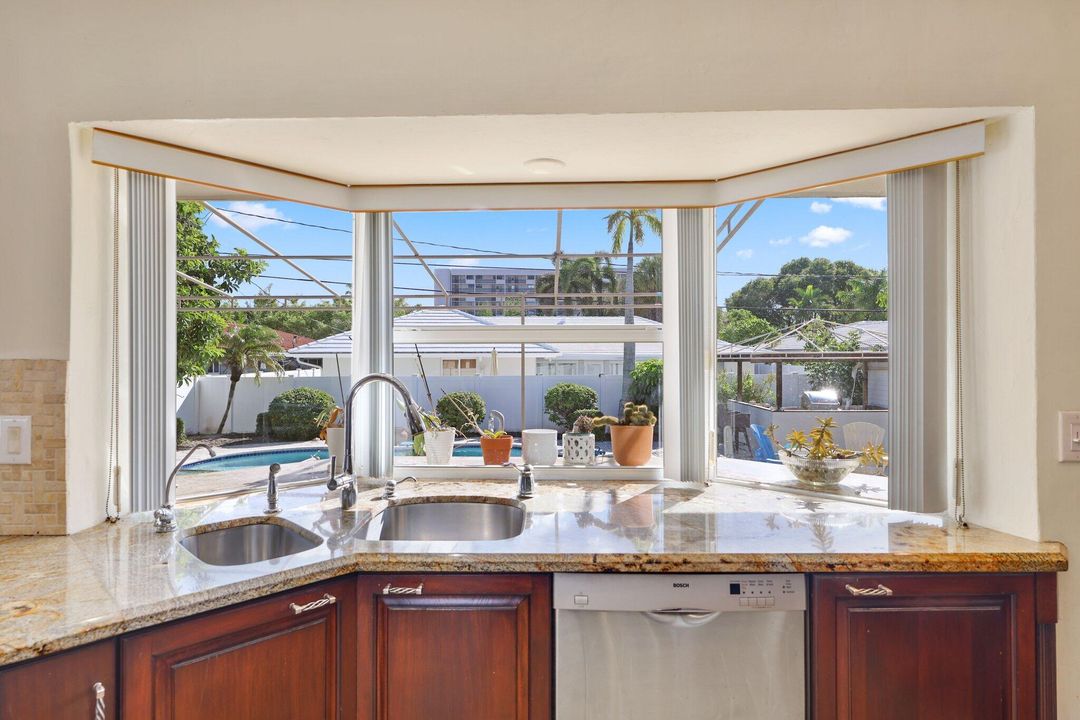 For Sale: $1,100,000 (4 beds, 3 baths, 2240 Square Feet)