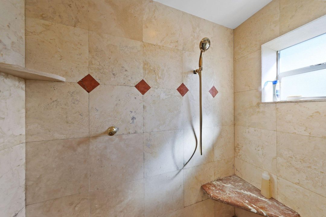 For Sale: $1,100,000 (4 beds, 3 baths, 2240 Square Feet)