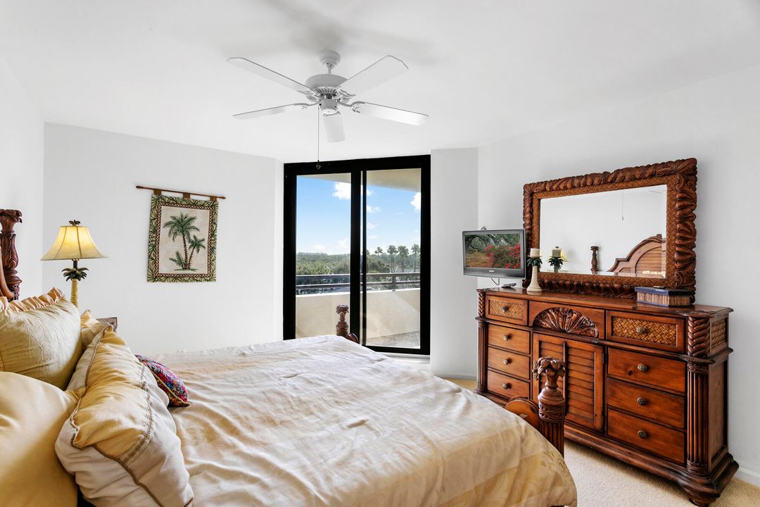 For Sale: $795,000 (3 beds, 3 baths, 2024 Square Feet)