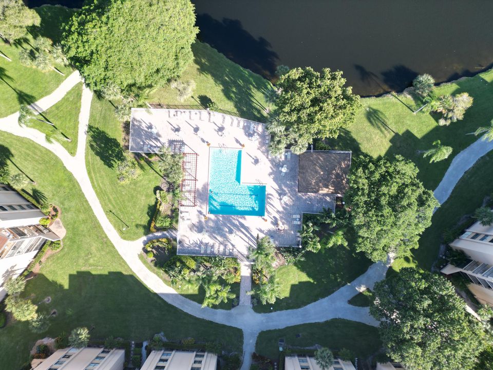 Active With Contract: $3,250 (2 beds, 2 baths, 1175 Square Feet)