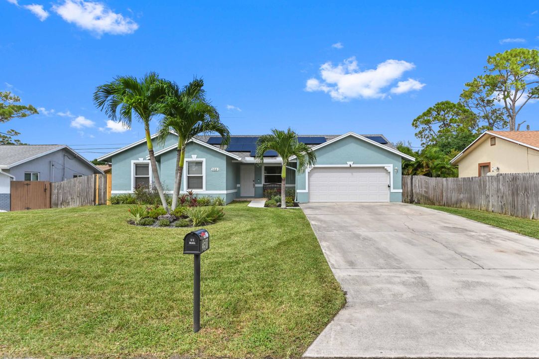 Active With Contract: $3,300 (3 beds, 2 baths, 1811 Square Feet)