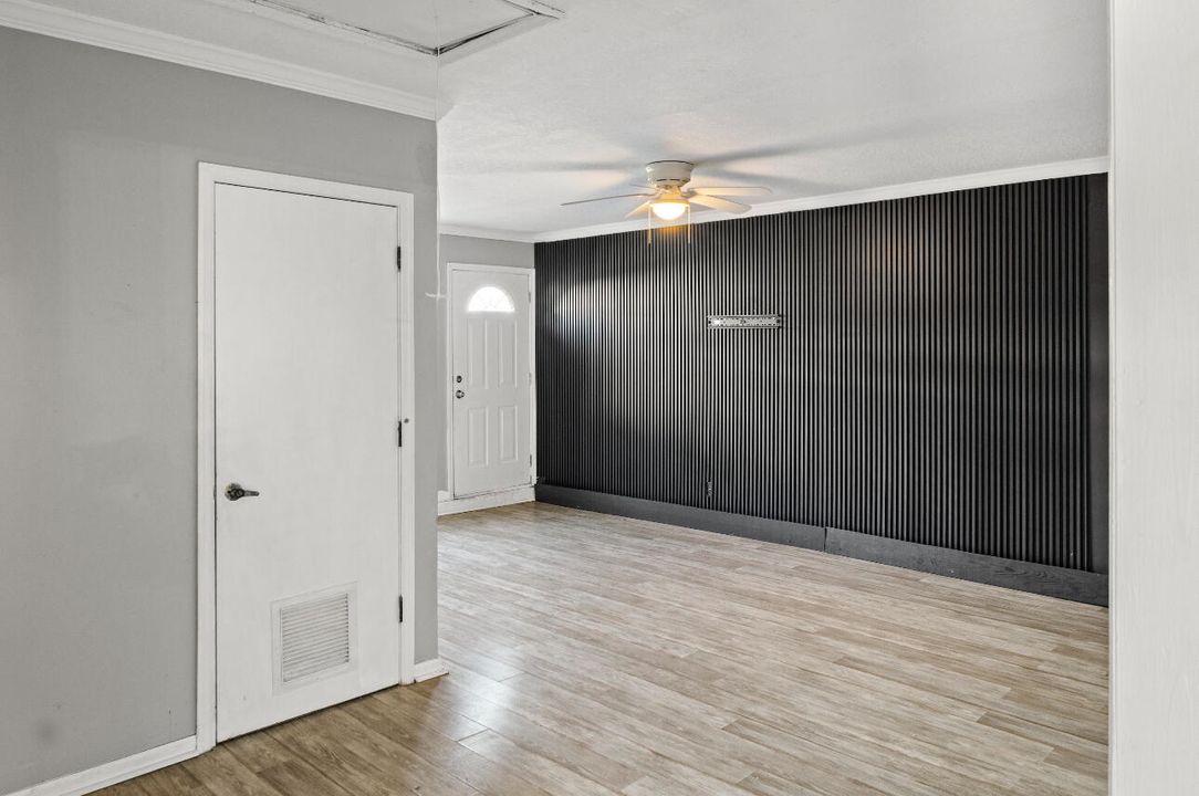 For Rent: $3,000 (3 beds, 2 baths, 1684 Square Feet)