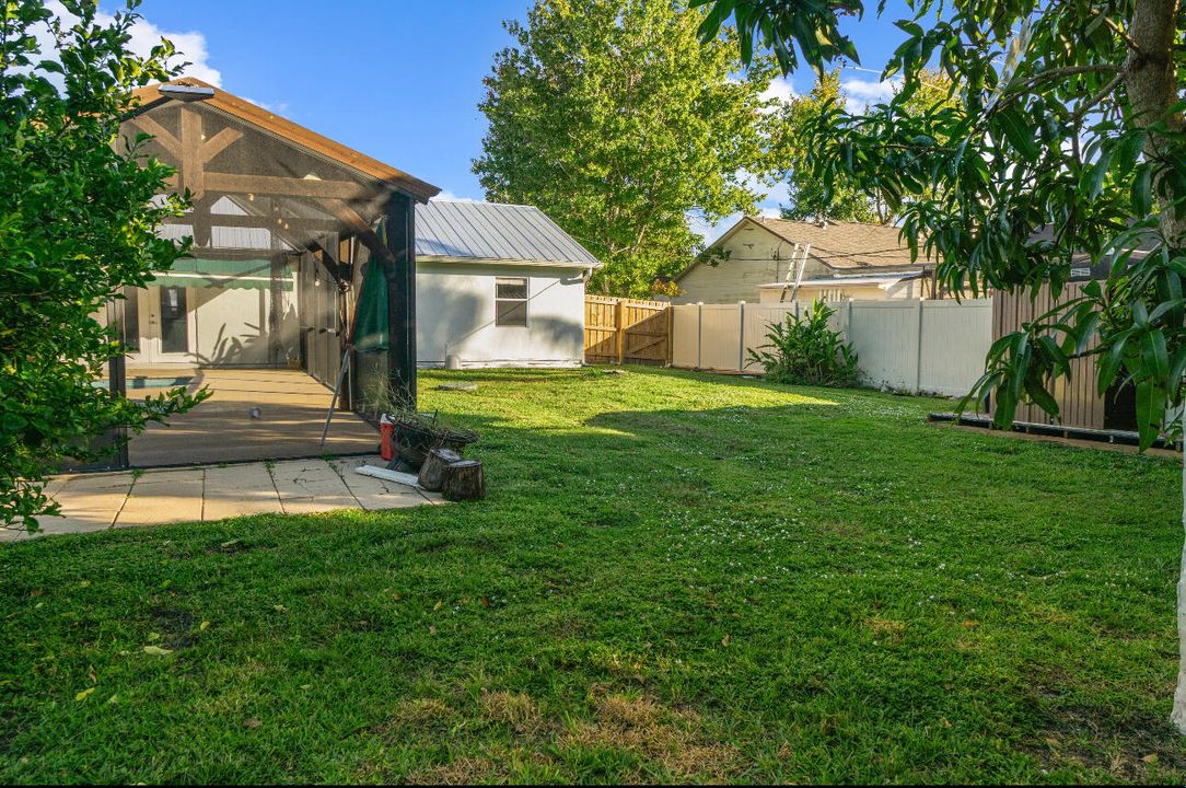 For Rent: $3,000 (3 beds, 2 baths, 1684 Square Feet)