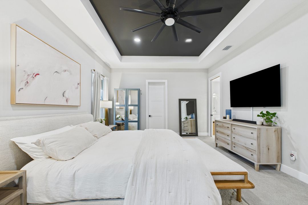 待售: $1,500,000 (7 贝兹, 3 浴室, 4593 平方英尺)