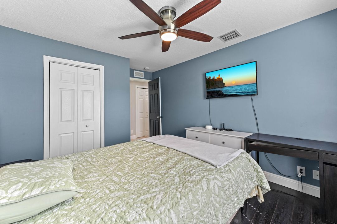 Active With Contract: $3,300 (3 beds, 2 baths, 1811 Square Feet)