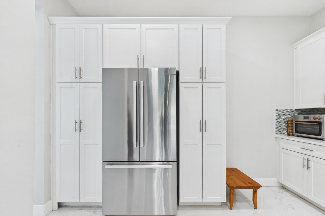 待售: $1,500,000 (7 贝兹, 3 浴室, 4593 平方英尺)