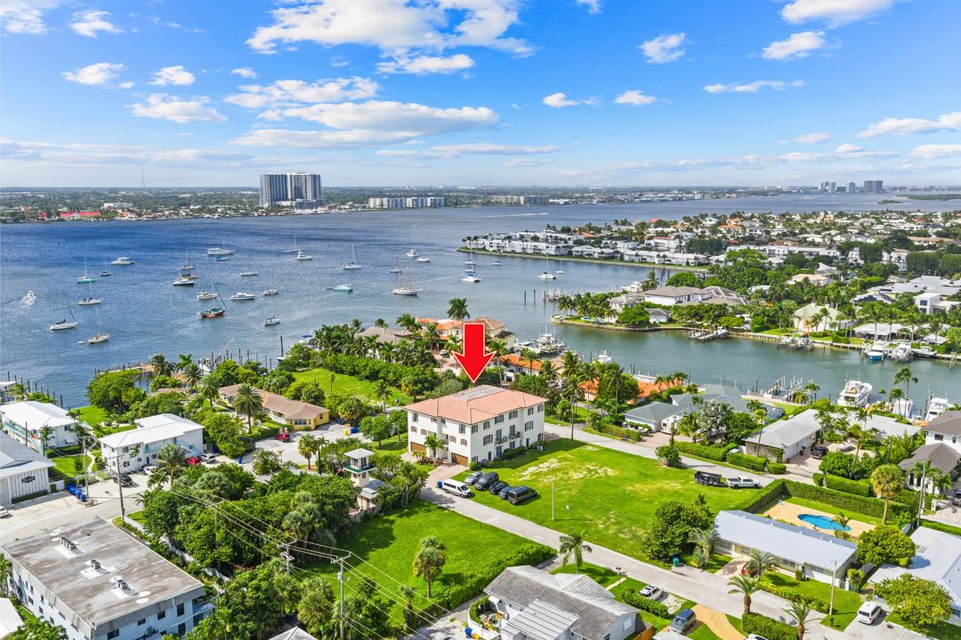 На продажу: $4,000,000 (0 спален, 0 ванн, 9828 Квадратных фут)