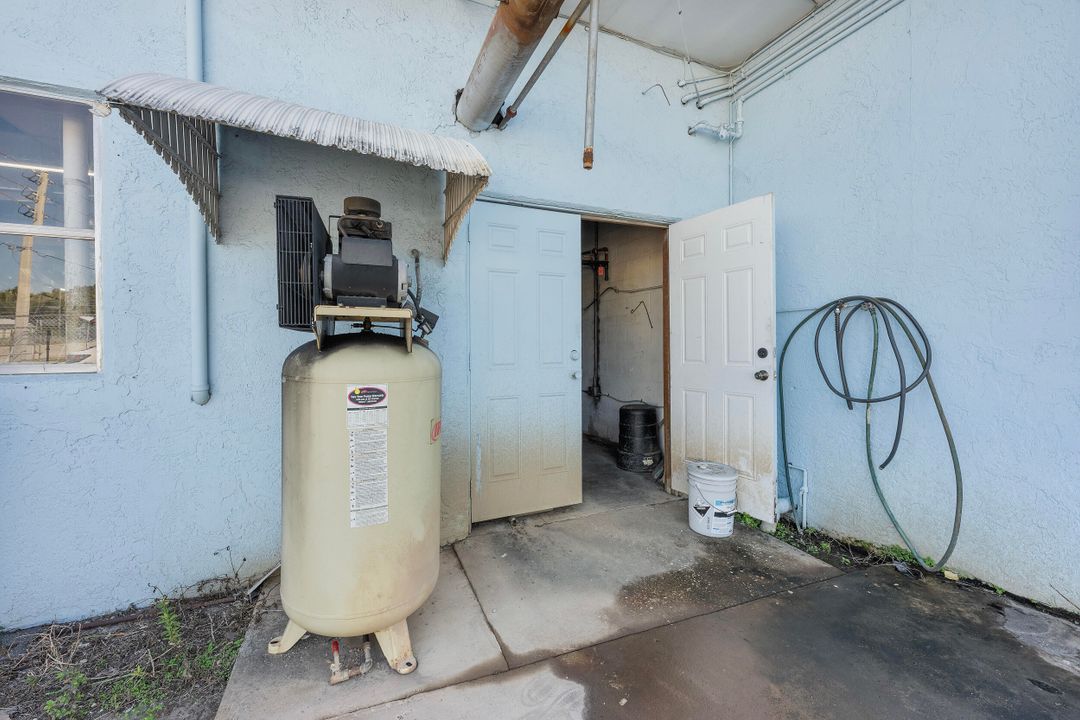 待售: $1,400,000 (0 贝兹, 0 浴室, 3880 平方英尺)