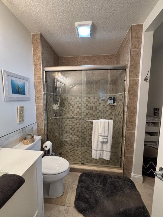 For Sale: $539,900 (2 beds, 2 baths, 1989 Square Feet)