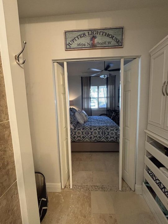 For Sale: $539,900 (2 beds, 2 baths, 1989 Square Feet)